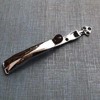 Pop-out extended spoon latch (each) Bus until 7.1967